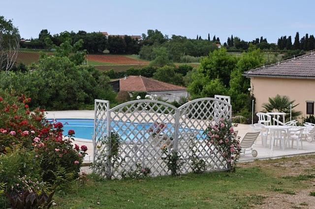 Bungalow Leo سافودغيا المظهر الخارجي الصورة