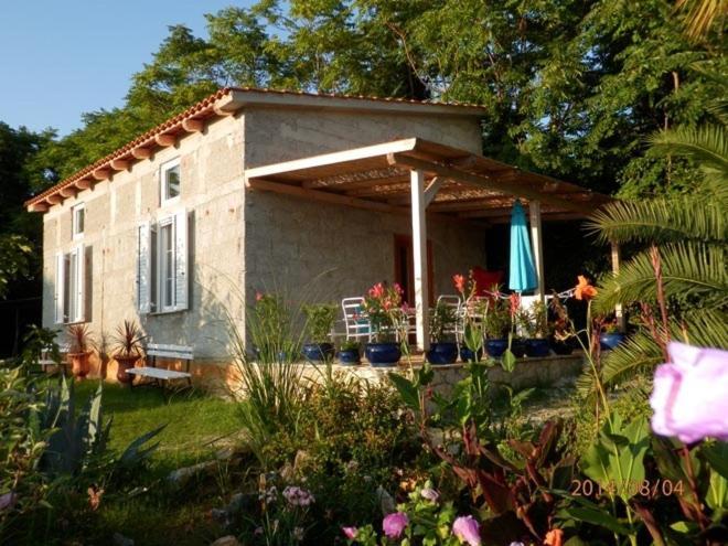 Bungalow Leo سافودغيا المظهر الخارجي الصورة